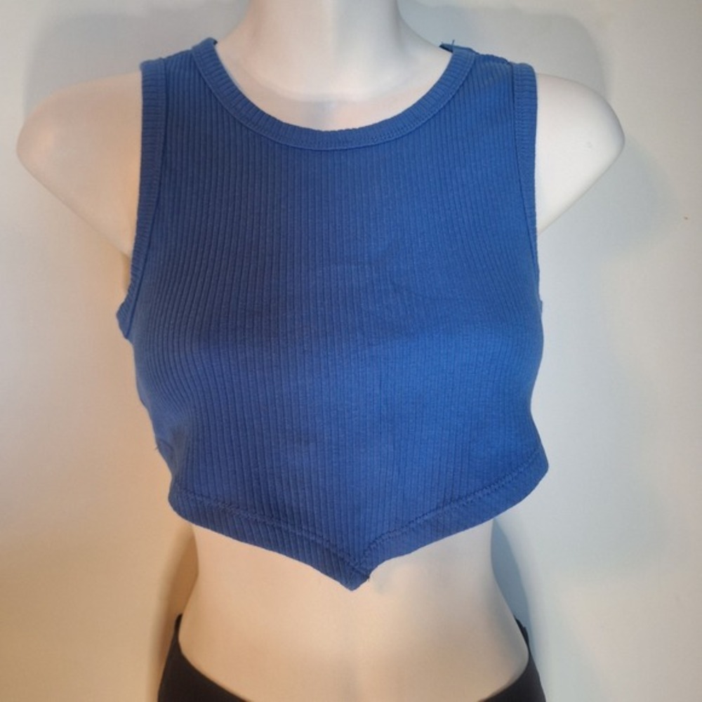 SHEIN Blue Ribbed Knit Handkerchief Hem Crop Top Tank Size Medium US 6‎